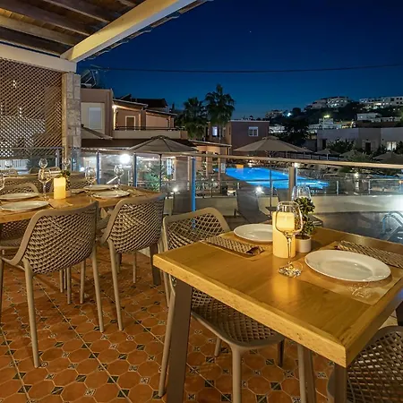 Theos Village 3* كاتو ذاراتسو