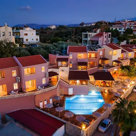 Theos Village Apartahotel 3*