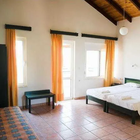 Apartahotel Theos Village Kato Daratso